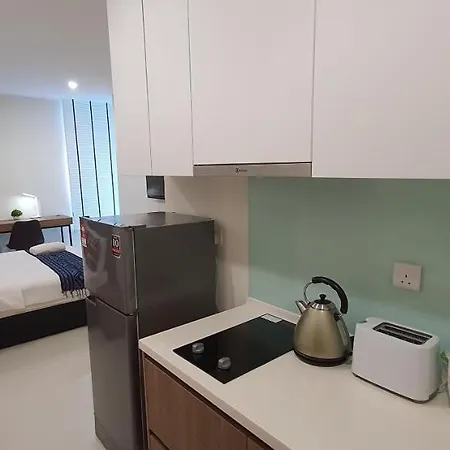 Kozi Square New Sgh Cozy Home 7C Kuching Exterior photo